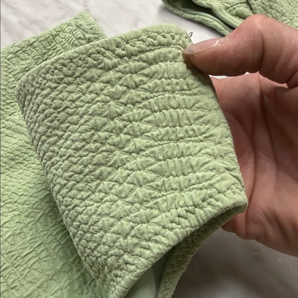 GIGI C NWT Bikini Set in Textured Mint Green Size XS - Picture 5 of 9